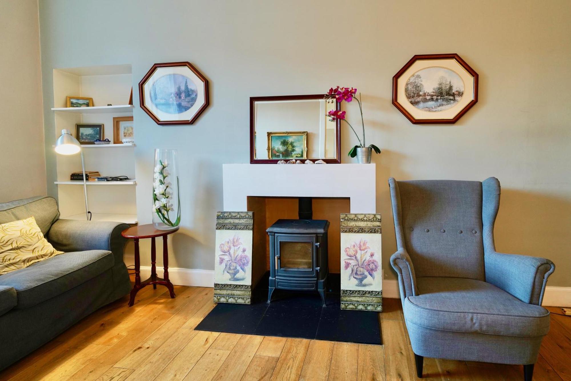 Spacious 2 Bed Apt Next To Royal Mile & Waverley エディンバラ エクステリア 写真