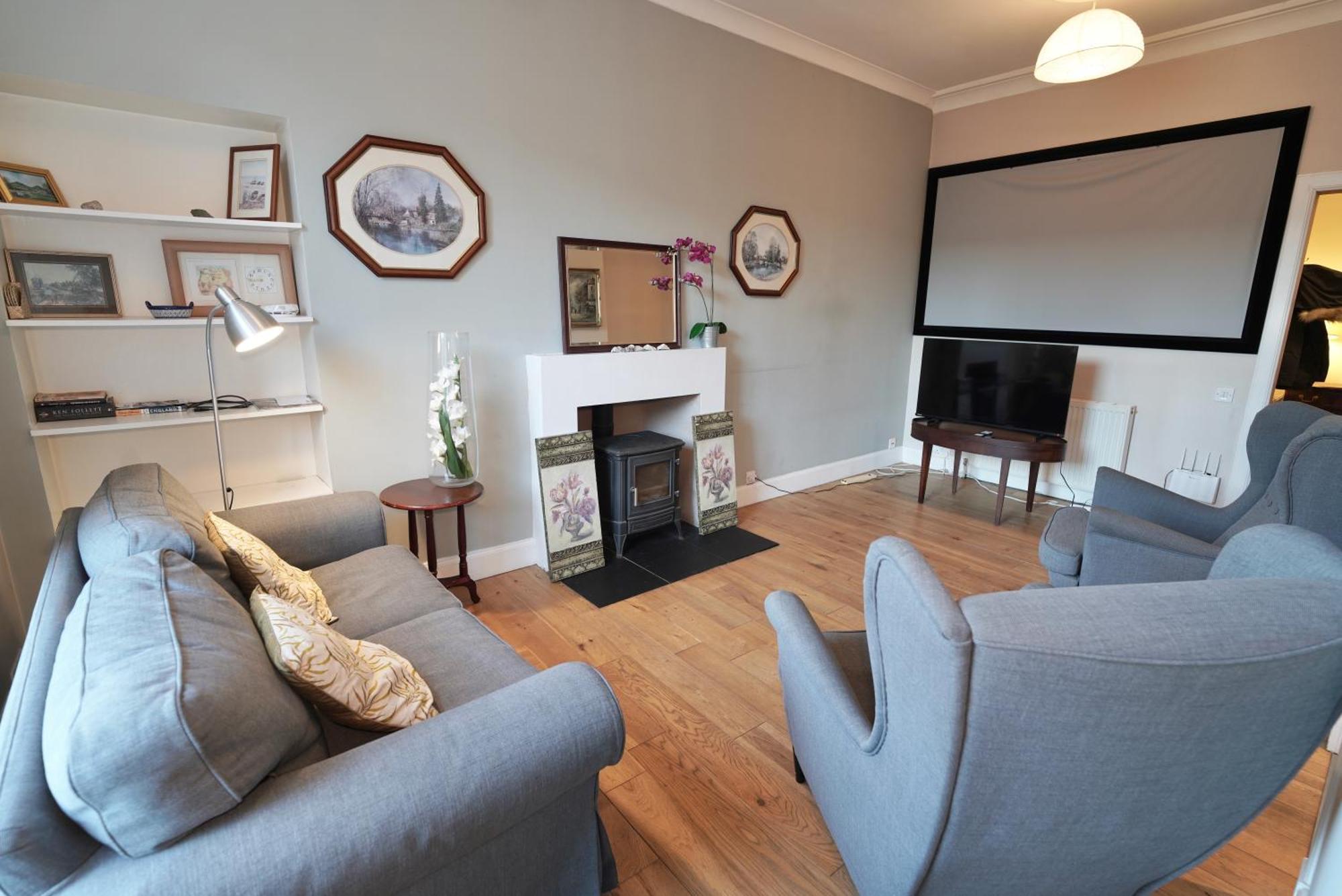 Spacious 2 Bed Apt Next To Royal Mile & Waverley エディンバラ エクステリア 写真